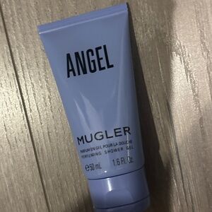 Mugler shower gel